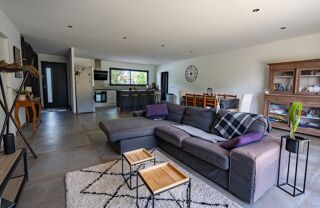  Maison  vendre 6 pices 160 m