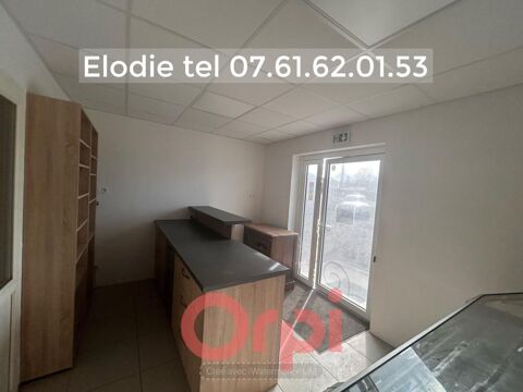   Entrepot de 200 m² sur 19810 m² de terrain 