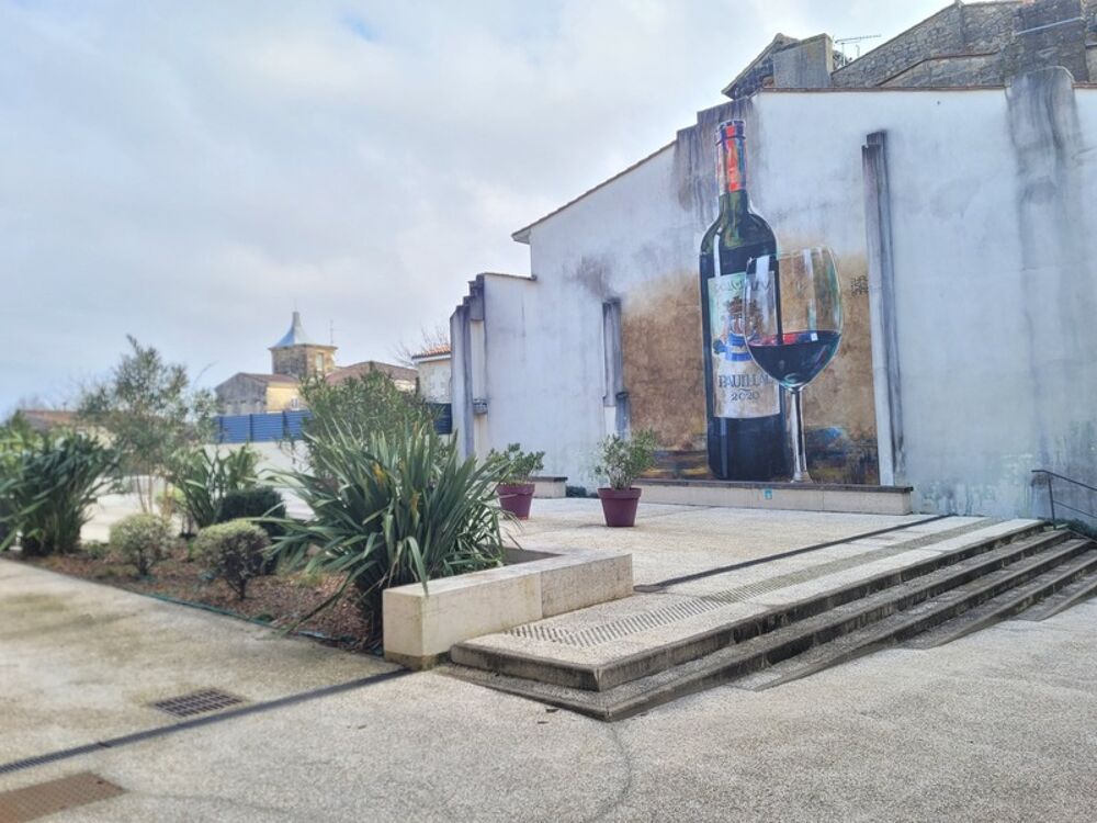 Vente Immeuble Immeuble composé de 4 logements en plein centre de PAUILLAC Pauillac