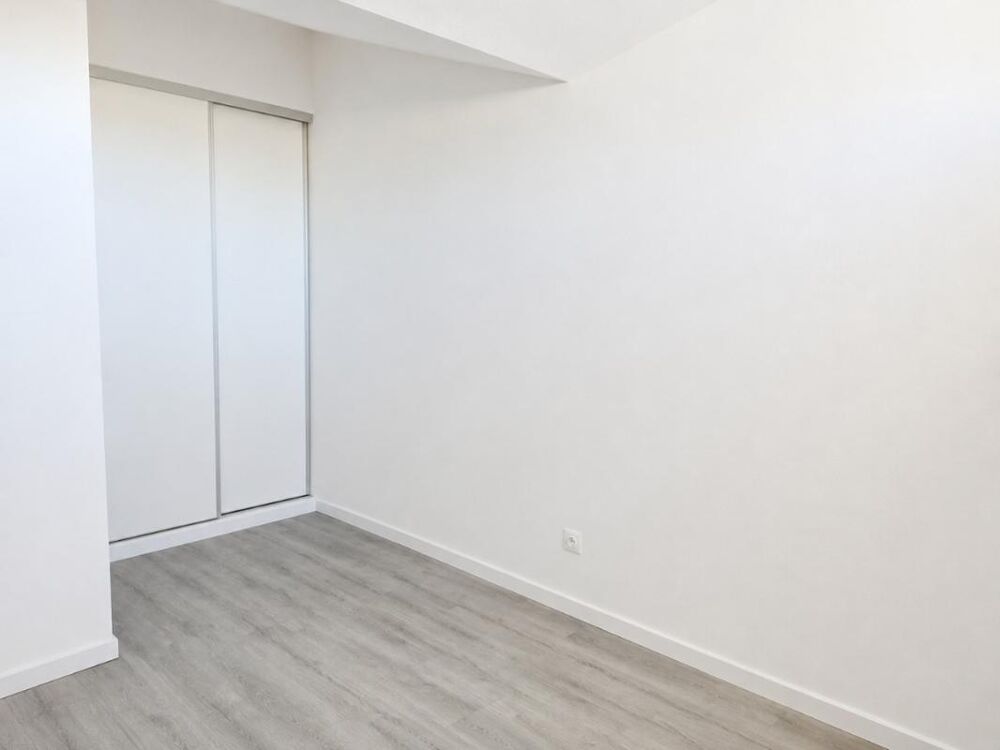 Location Duplex/Triplex T2 en DUPLEX avec loggia et double-parking à Villenave d'Ornon Villenave d ornon