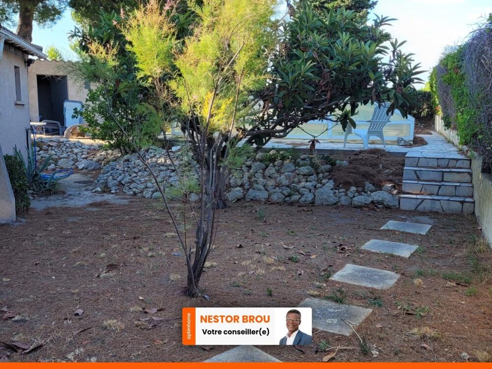 Vente Maison Maison ancienne avec piscine sur terrain à fort potentiel Poussan