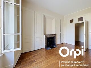 Vente Appartement Appartement À Vendre T2 bis dans bel ancien Lyon 8