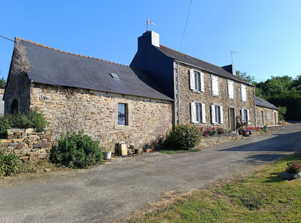 Vente Maison 29560  Crozon Argol maison de famille 5 chambres  dépendances et bois  sur 1 hectare Argol