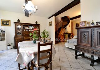  Maison  vendre 8 pices 187 m