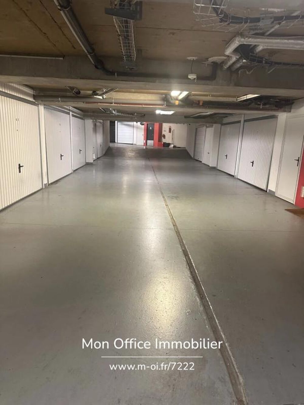 Vente Appartement Référence : 7222-ABO - Exclusivité – Box fermé de 14 m² avec porte sécurisée – Résidence La Méniane Aix en provence