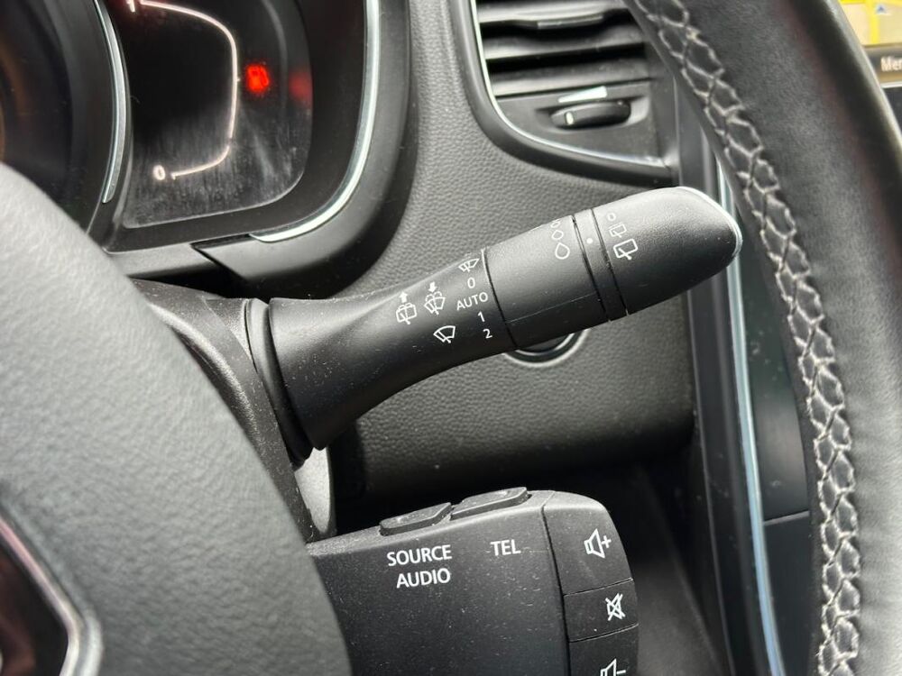 Sc&eacute;nic IV 1.7 DCI 120 BLUE BUSINESS EDC 2019 occasion 78240 Chambourcy