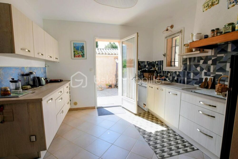 � vendre  Villa Les Adrets-de-l'Est�rel (83600)