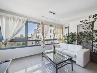  Appartement � vendre 5 pi�ces 97 m�