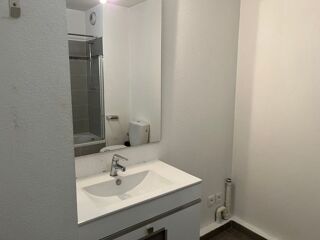  Appartement à louer 2 pièces 39 m²