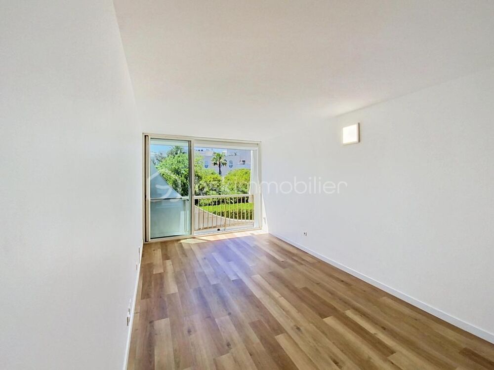 **** NOUVEAUTÉ * T2 ENTIÈREMENT RENOVÉ * QUARTIER POINT ZÉRO * PROCHE MER ****