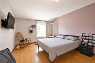  Propriété/château à vendre 7 pièces 245 m²