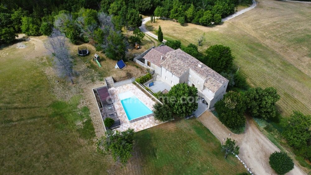 ? Propriété de Prestige XVe - 2,5 Ha avec Source - Vue Panoramique - Aiglun (04)