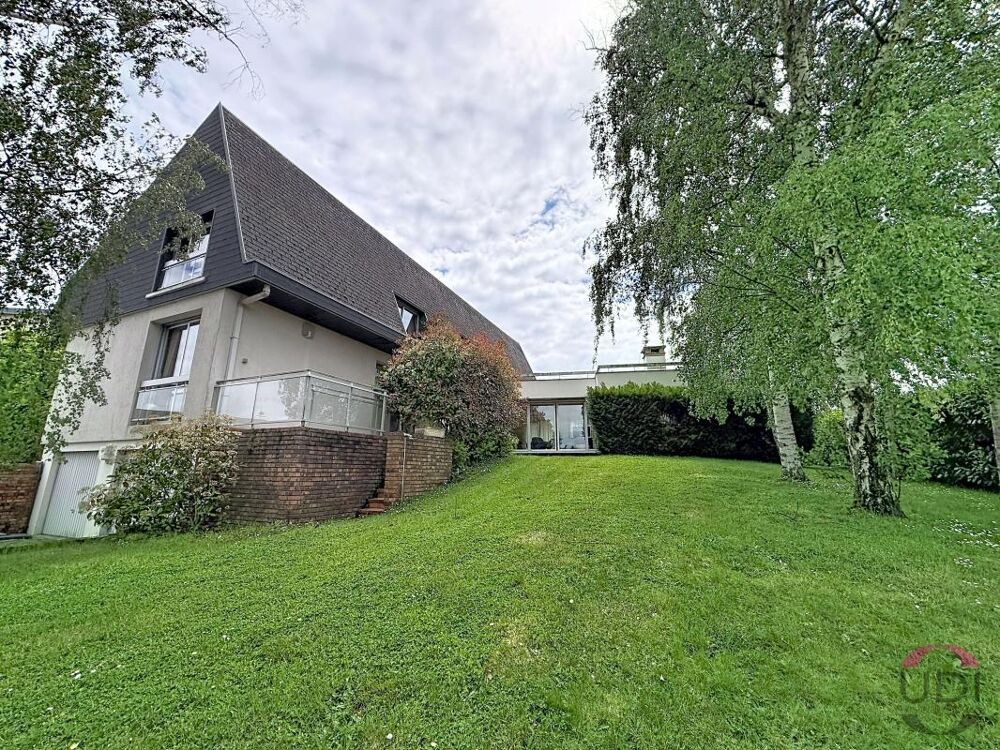 Maison darchitecte avec vue dominante  Lavault-Sainte-Anne, aux portes de Montluçon