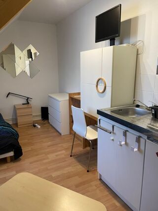  Appartement à louer 1 pièce 15 m²