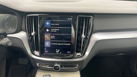 V60 III 2.0 T8 392 Plug in Hybrid AWD Geartronic8 Business Execu 2019 occasion 49400 Saumur