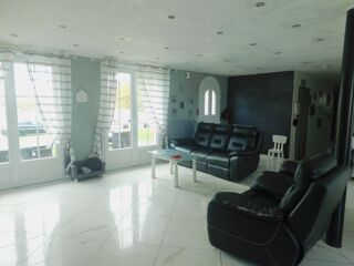  Maison � vendre 8 pi�ces 238 m�