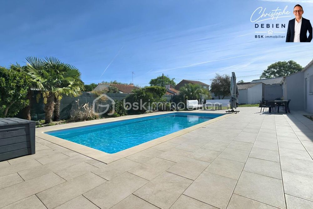 ? VILLA 4 CHAMBRES + DÉPENDANCE 2 CHAMBRES  PISCINE À 7 MIN DE LOCÉAN, UN AIR DE VACANCES TOUTE LANNÉE ?