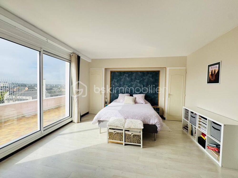 Bien d'exception de 165 m² au sommet dOrléans avec vue imprenable