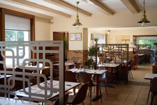  Immeuble � vendre 15 + pi�ces 732 m�