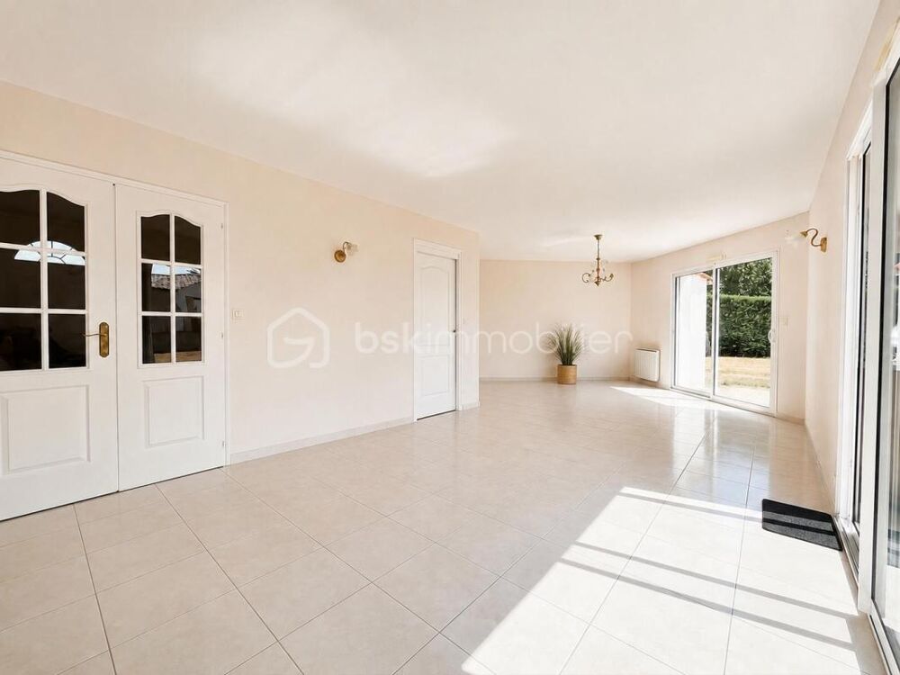 Plain-pied de 85m2 sur 2 000 m² de terrain constructible