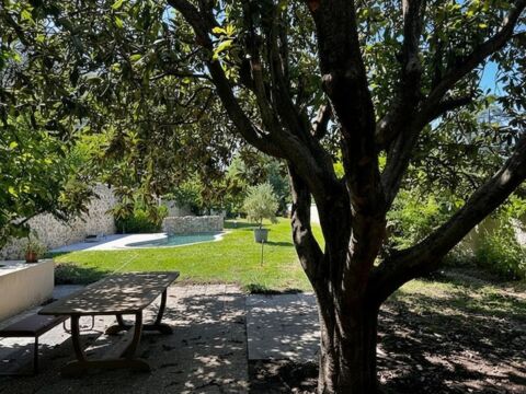   Maison Maison - 6 pièce(s) - 190 m²