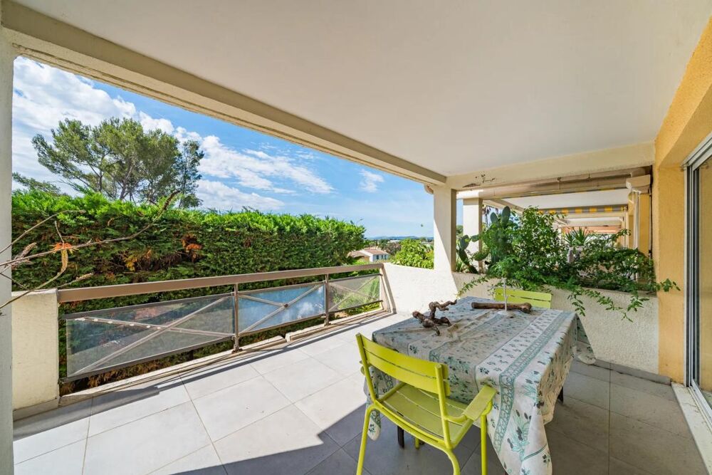 Vente Appartement Appartement T3-70m2, Terrasse 38m2, Sud, Cave, Parking, Piscine Saint raphael
