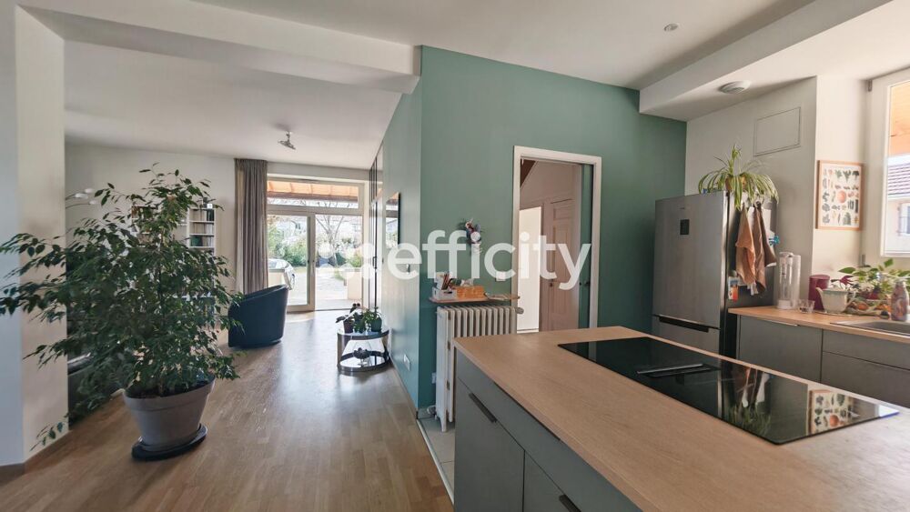 � vendre  Villa Voiron (38500)