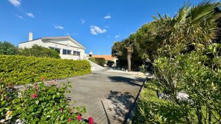  Maison � vendre 4 pi�ces 165 m�