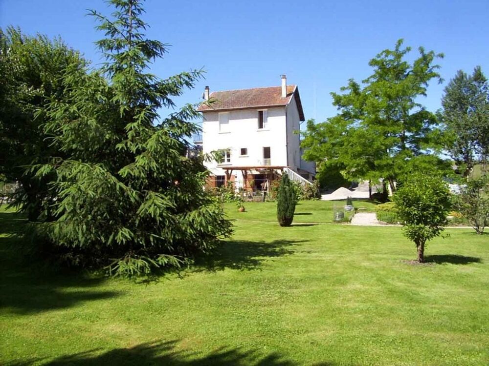 Dpt Isère (38), à vendre LES ABRETS maison P6 de 172 m² sur parc de 9198 m²