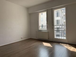 Appartement  vendre 4 pices 77 m