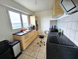  Appartement � vendre 4 pi�ces 77 m�