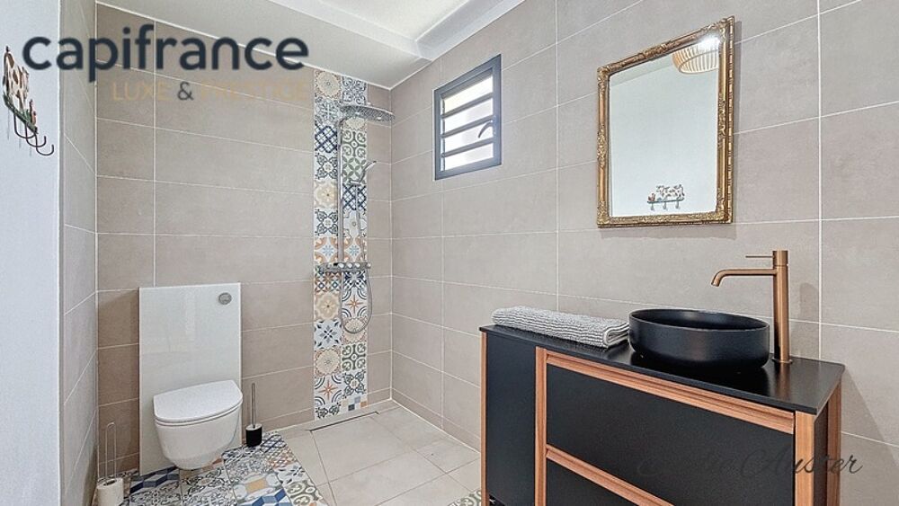 à vendre  Villa Port-Louis (97117)