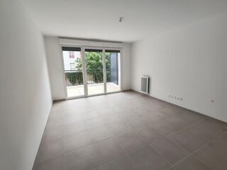  Appartement à louer 2 pièces 43 m²