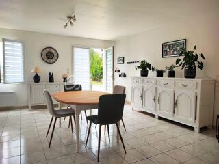  Maison à vendre 12 pièces 231 m²