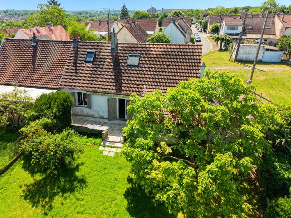 Maison 5 pièces 106 m² · à Venesmes · 106 m² · 89 900 €