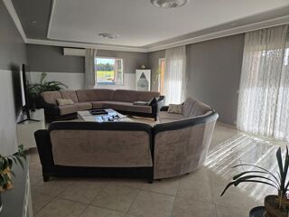 Villa à vendre 7 pièces 219 m²