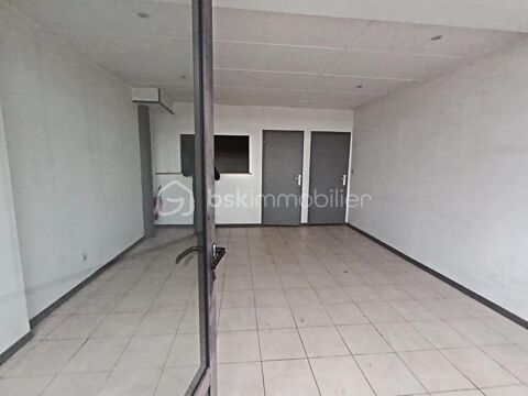   A VENDRE BATIMENT A USAGE COMMERCIAL ET D'HABITATION secteur CHATEAU ARNOUX-SAINT AUBAN sur axe passant en entre de ville Maison - 10 pice(s) - 560 m