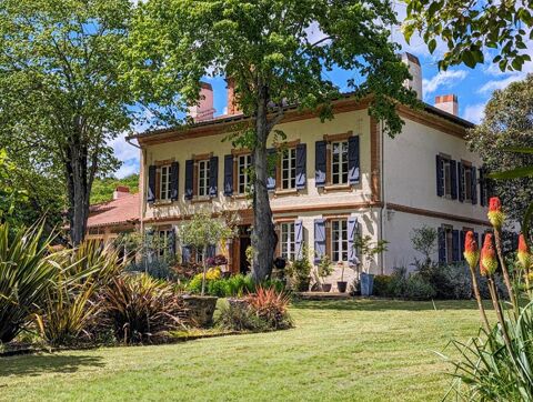   Demeure de prestige 12 pices 385 m avec salle de rception Proprit/chteau - 12 pice(s) - 385 m