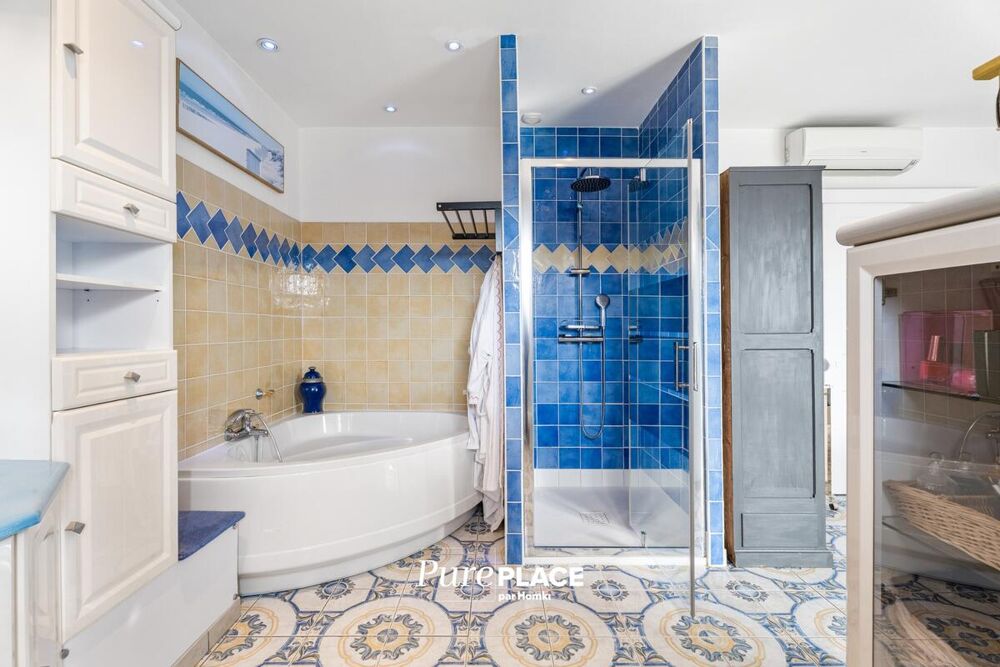 � vendre  Maison Antibes (06600)