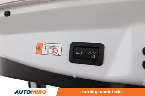 Prius 2.0 Hybride Rechargeable Design 223 ch 2023 occasion 92130 Issy-les-Moulineaux