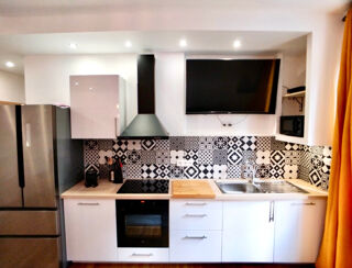  Immeuble � vendre 8 pi�ces 217 m�