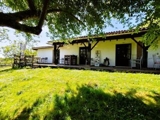  Propriété/château à vendre 15 + pièces 472 m²