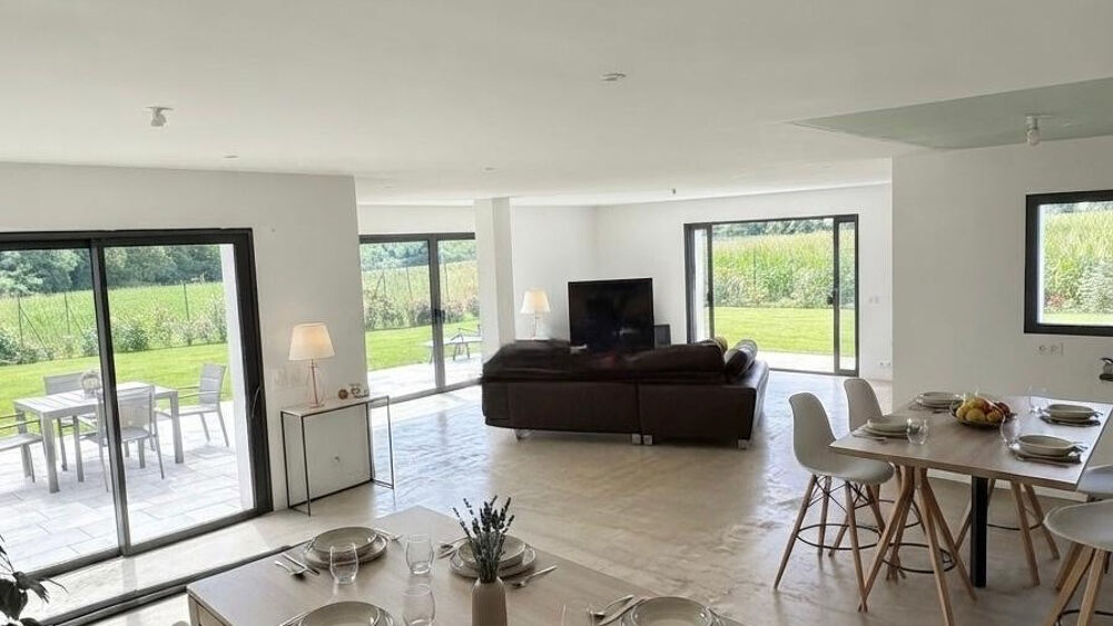 Vente Maison Maison  7 pièce(s) 190 m2 Combourg