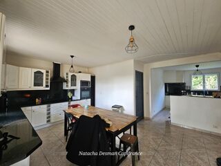  Maison à vendre 7 pièces 239 m²