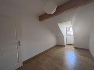  Appartement à louer 3 pièces 54 m²