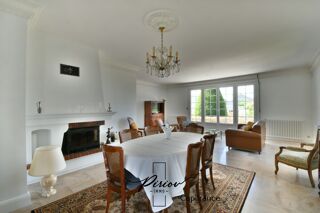  Maison à vendre 9 pièces 228 m²