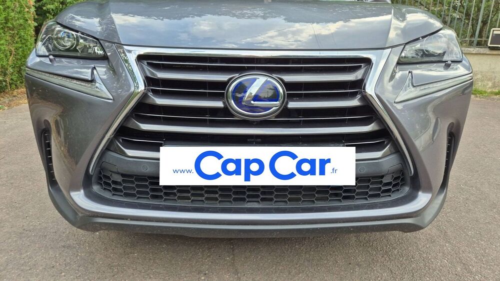 NX 2.5 VVT-i 197 Hybrid AWD E-CVT Luxe 2016 occasion 77590 Bois Le Roi