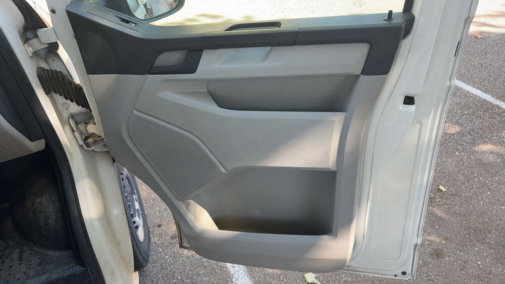 Transporter T6 VU Van Am&eacute;nag&eacute; 2.0 TDI 102 Base 2015 occasion 26800 Etoile Sur Rhone