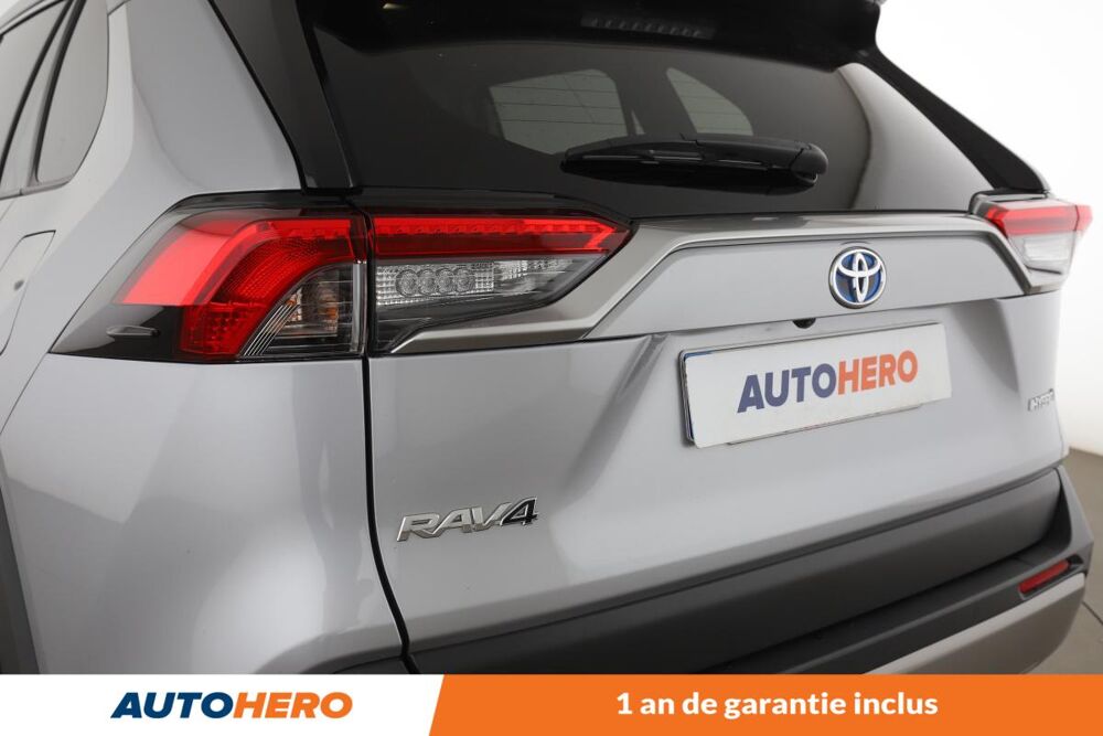 RAV 4 2.5 Hybride 2WD Dynamic 218 ch 2022 occasion 92130 Issy-les-Moulineaux