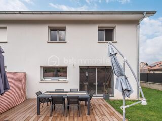  Maison  vendre 5 pices 121 m
